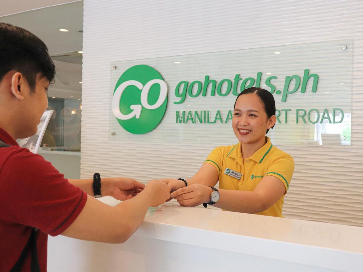 Go Hotels Manila Airport Road Paranaque City Buitenkant foto