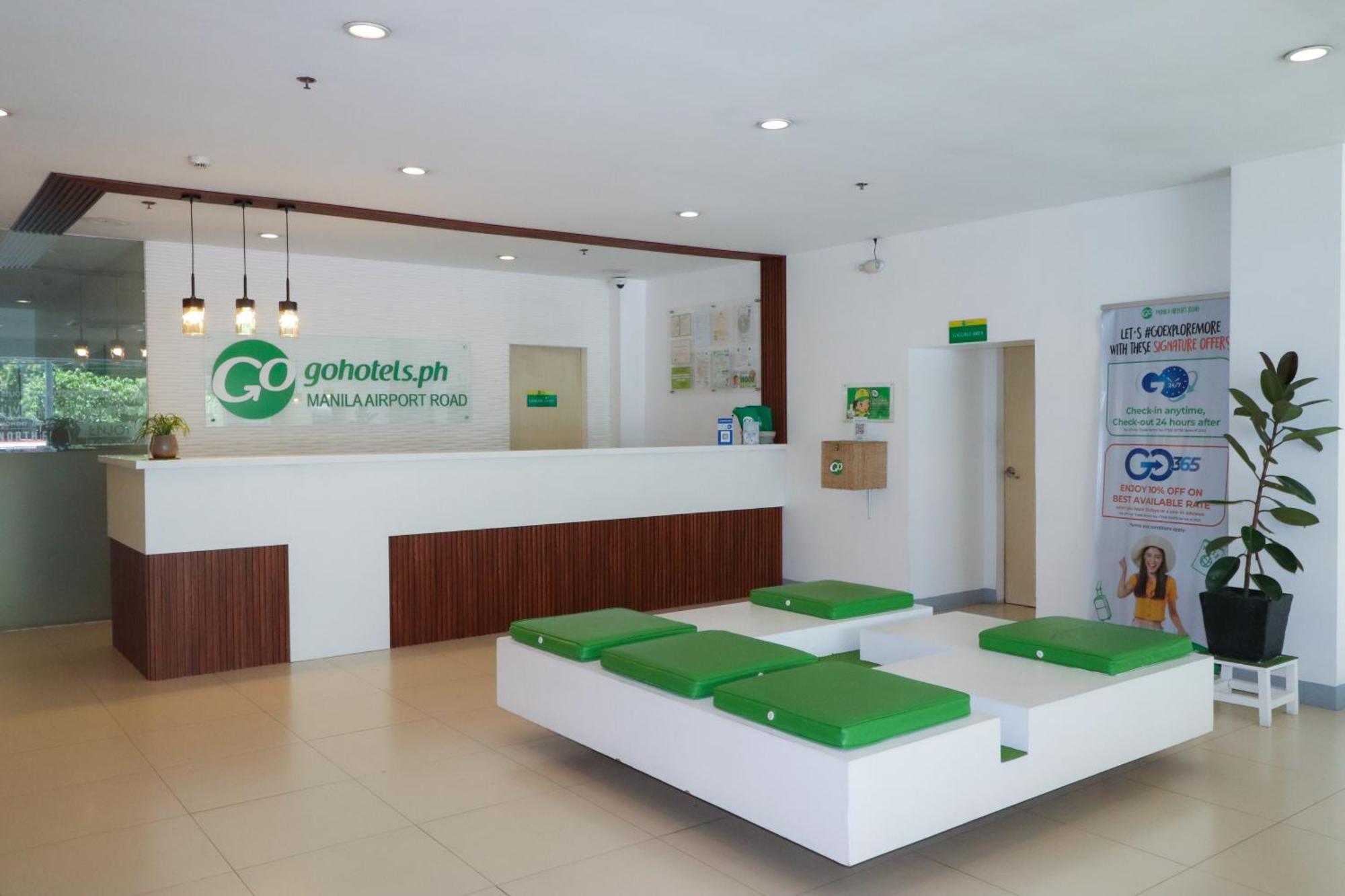 Go Hotels Manila Airport Road Paranaque City Buitenkant foto
